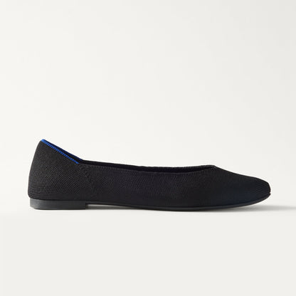 side | The Point III in Black shown from the side.