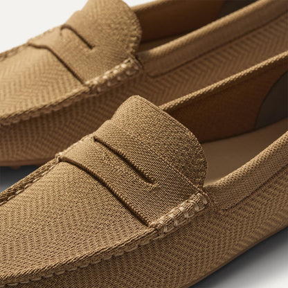 Close up of the toe and vamp of The Men's Daily Driver in Oak Herringbone.
